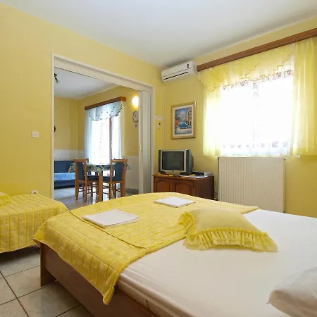 Vida 1682 Apartment